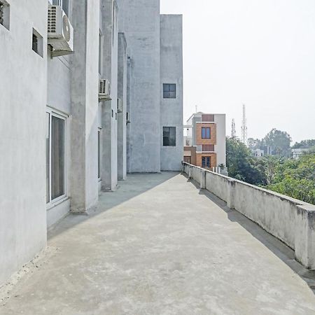 Oyo Flagship 80971 The Lime Tree Bareilly Extérieur photo