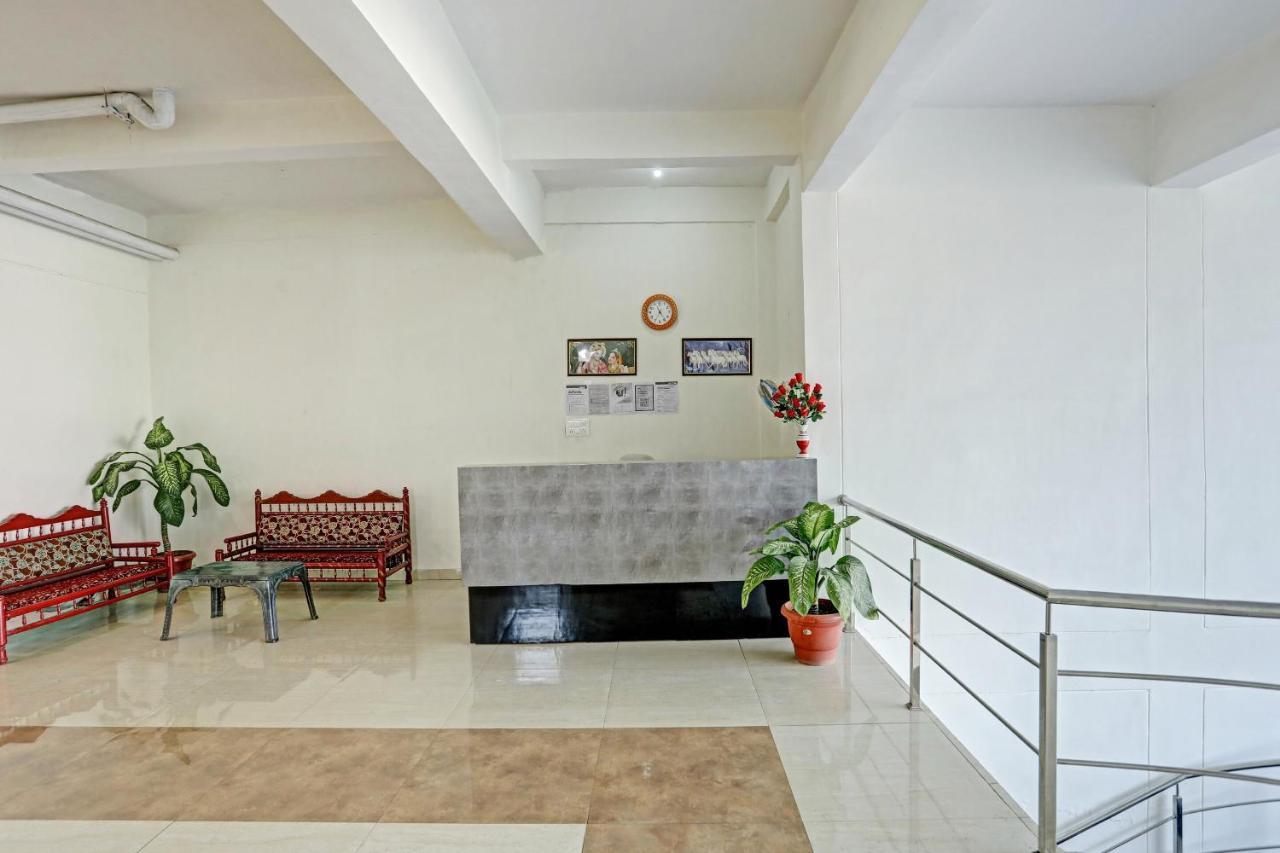 Oyo Flagship 80971 The Lime Tree Bareilly Extérieur photo