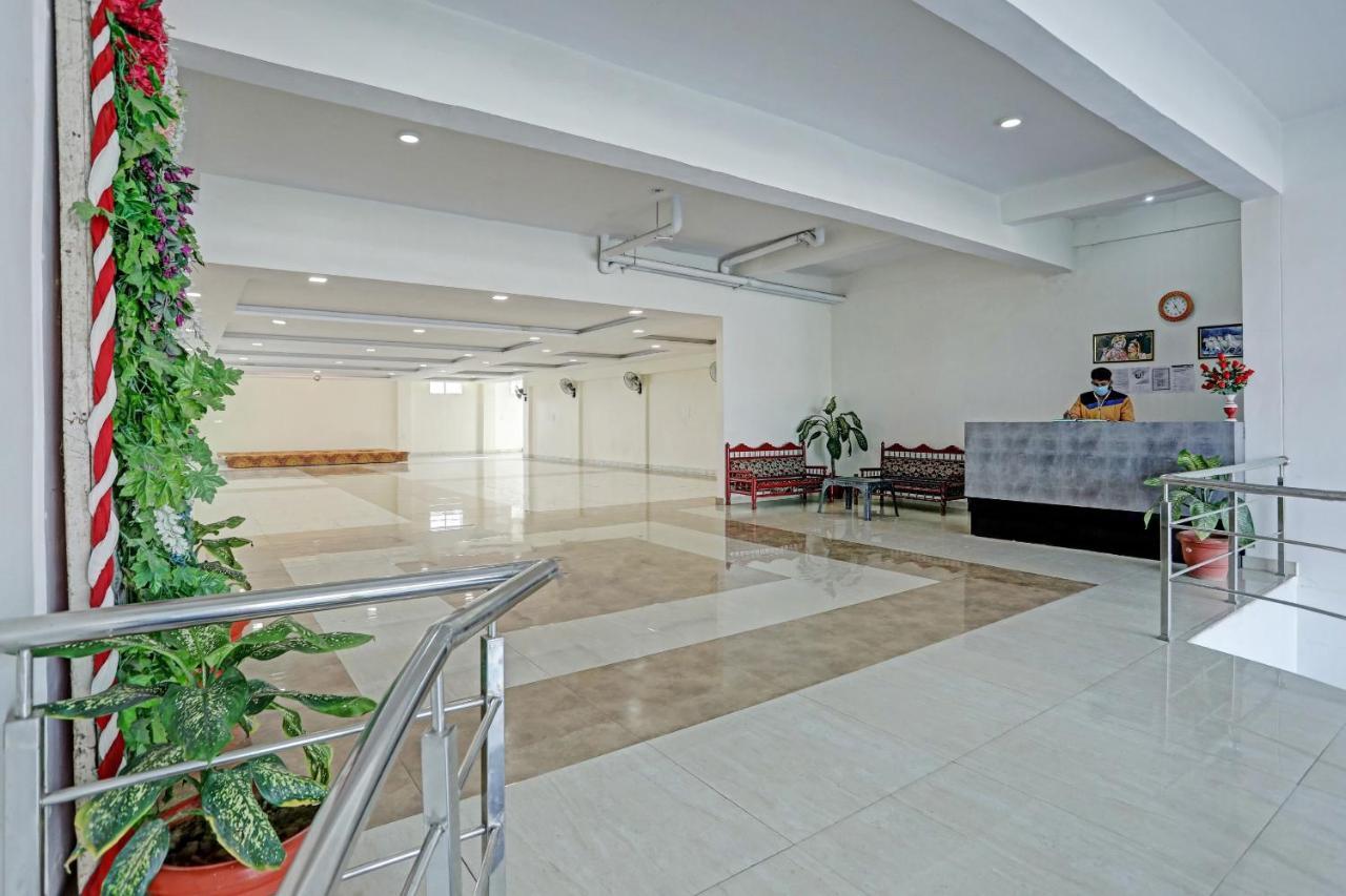 Oyo Flagship 80971 The Lime Tree Bareilly Extérieur photo